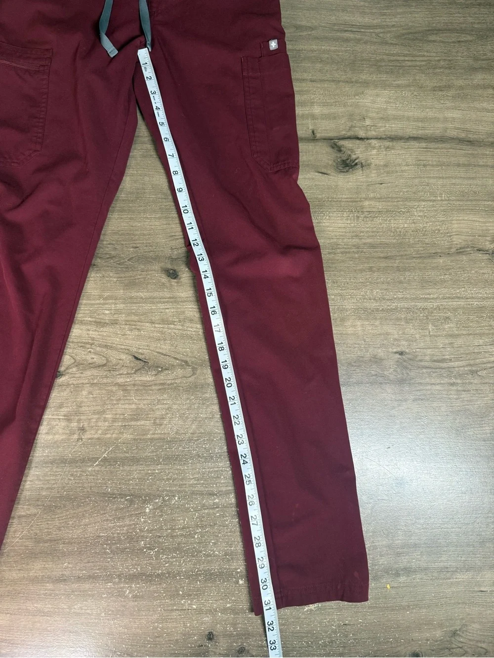 Figs Technical Collection Women’s XS/T Scrubs Bottoms Workwear Maroon